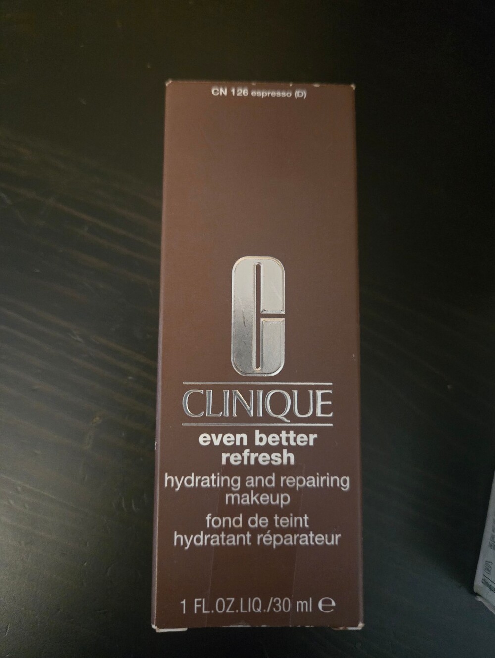 Clinique Even Better Refresh Hydrating Makeup - Brown CN 126 (Espresso) - Picture 2 of 2